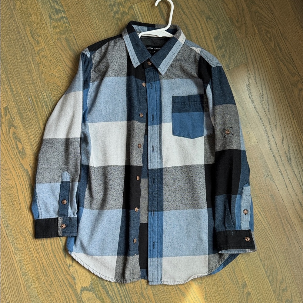 Ocean Current Blue and Gray Shirt